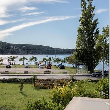 Apartments Stanicic Kampor المظهر الخارجي الصورة