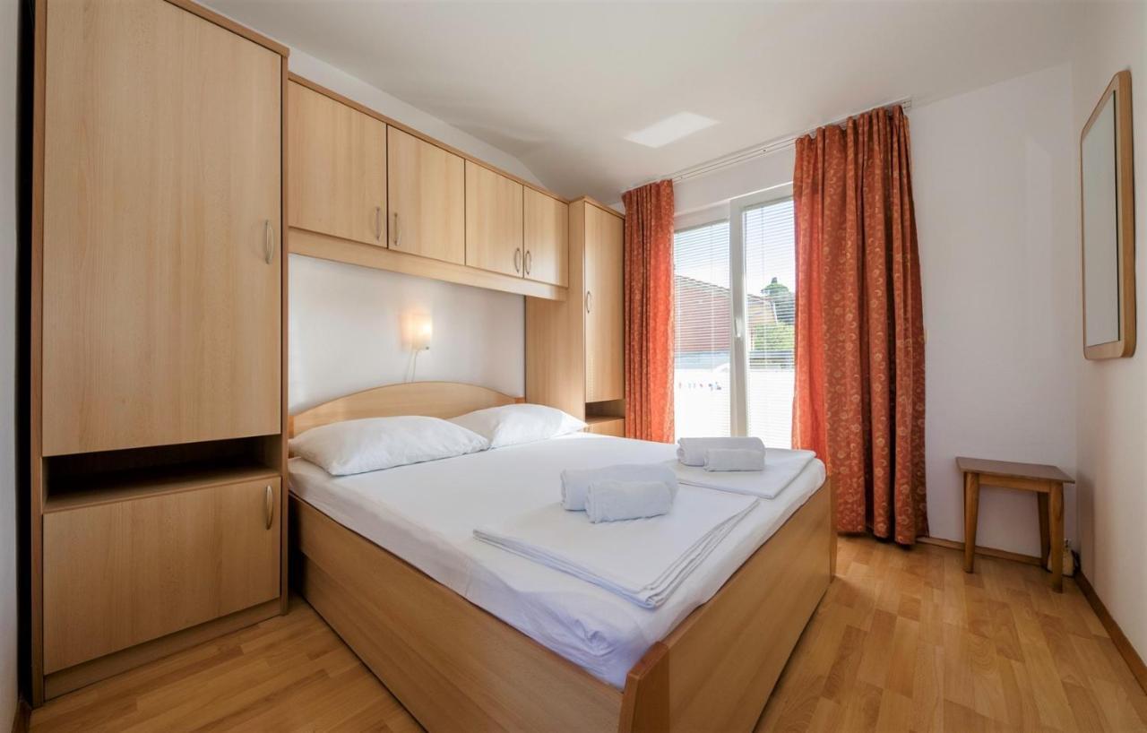 Apartments Stanicic Kampor المظهر الخارجي الصورة