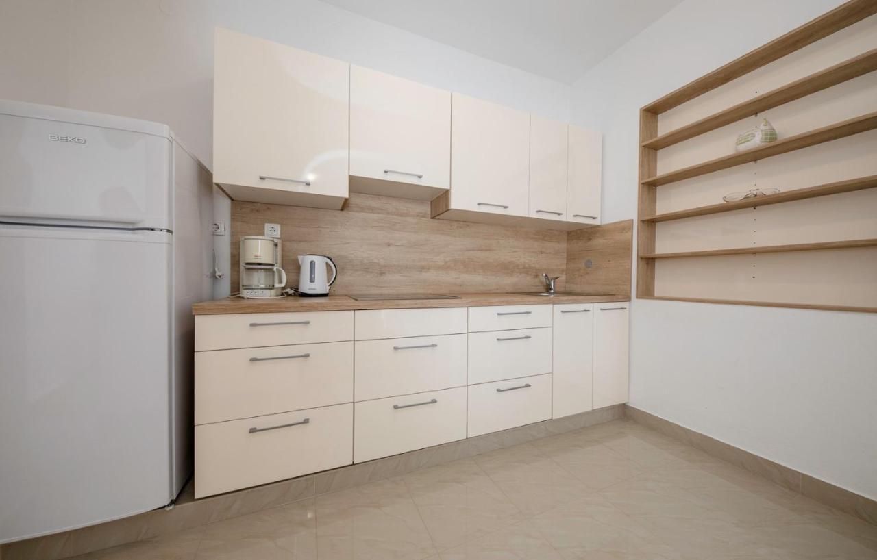 Apartments Stanicic Kampor المظهر الخارجي الصورة