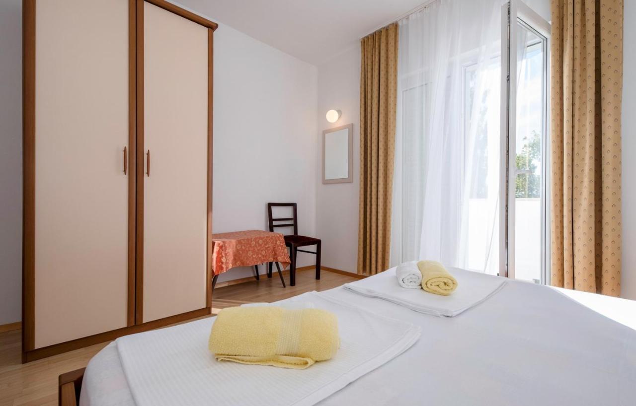 Apartments Stanicic Kampor الغرفة الصورة
